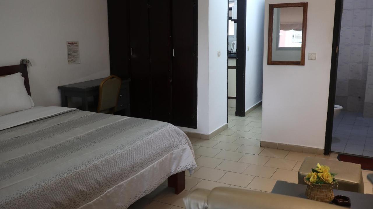 Residence Hotel Carmel Cocody Abidjan Exterior photo